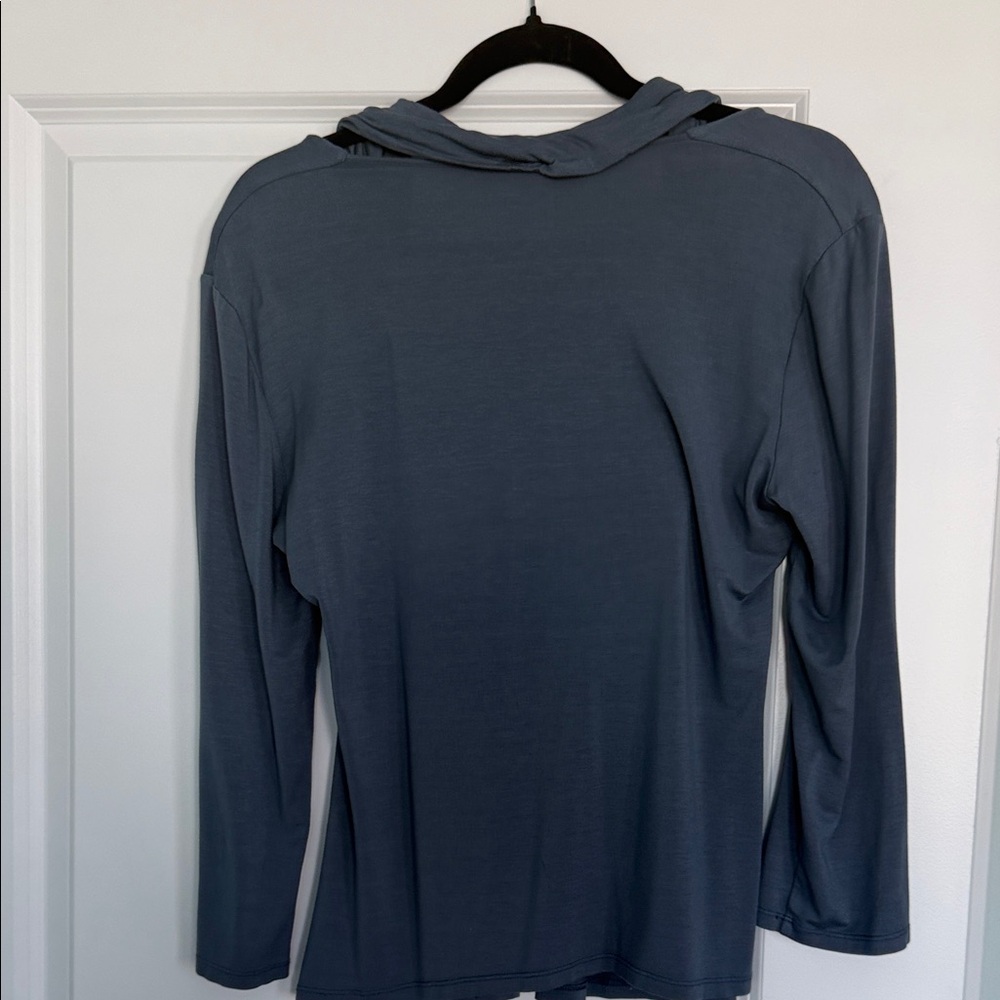 MaxMara Gray Women's Top - Picture 6 of 6